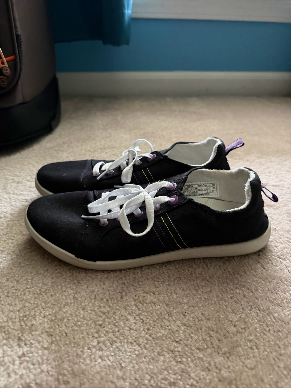 Vionic Beach Stinson Sneakers Black size 9.5
